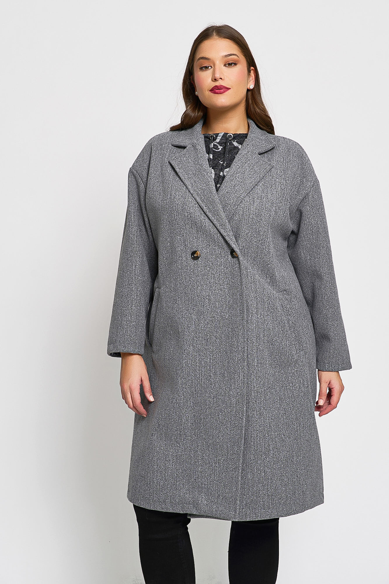 palto me giaka cornelia gkri