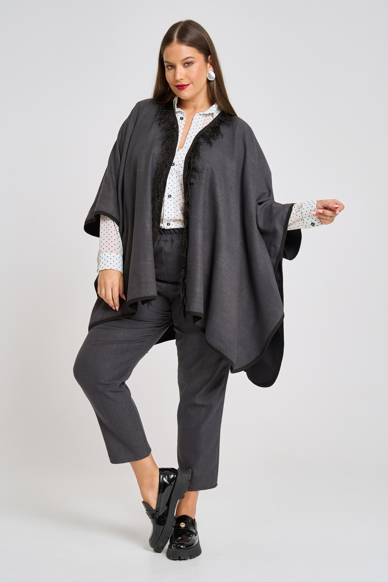 kapa ftera gkri skouro arleta