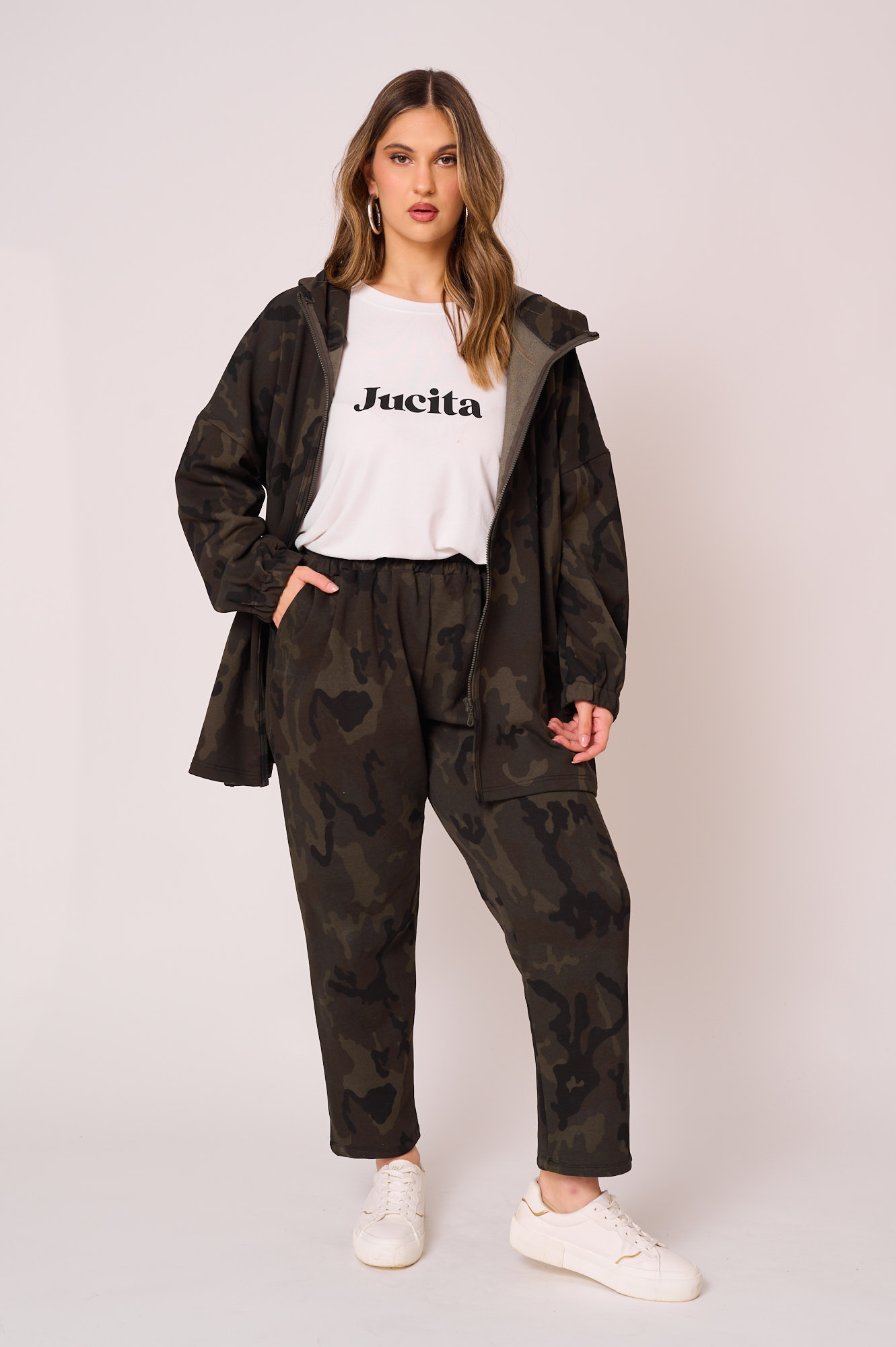 zaketa parallagis baby fouter army