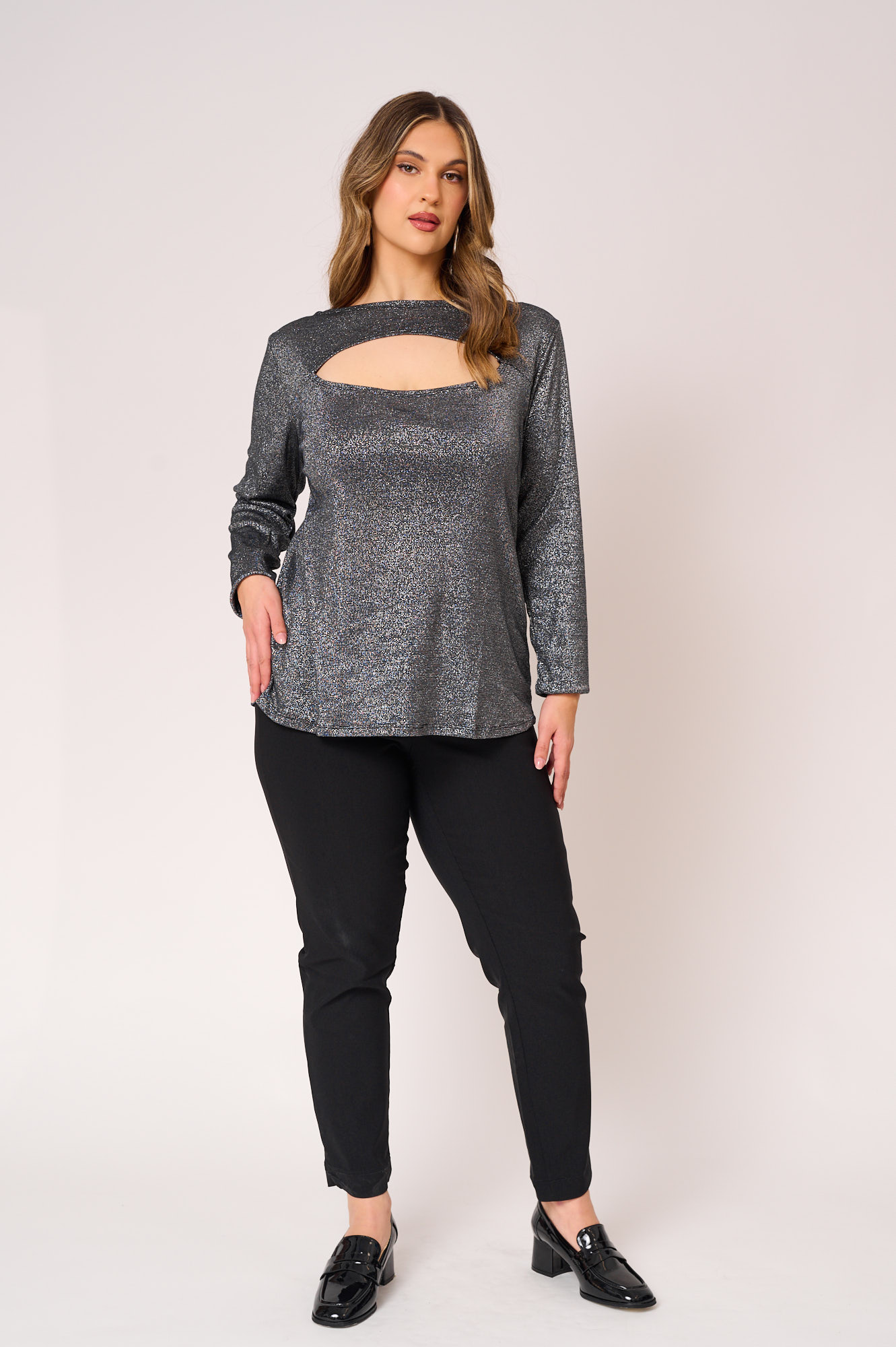 mplouza me anoigma sto stithos lurex mirella