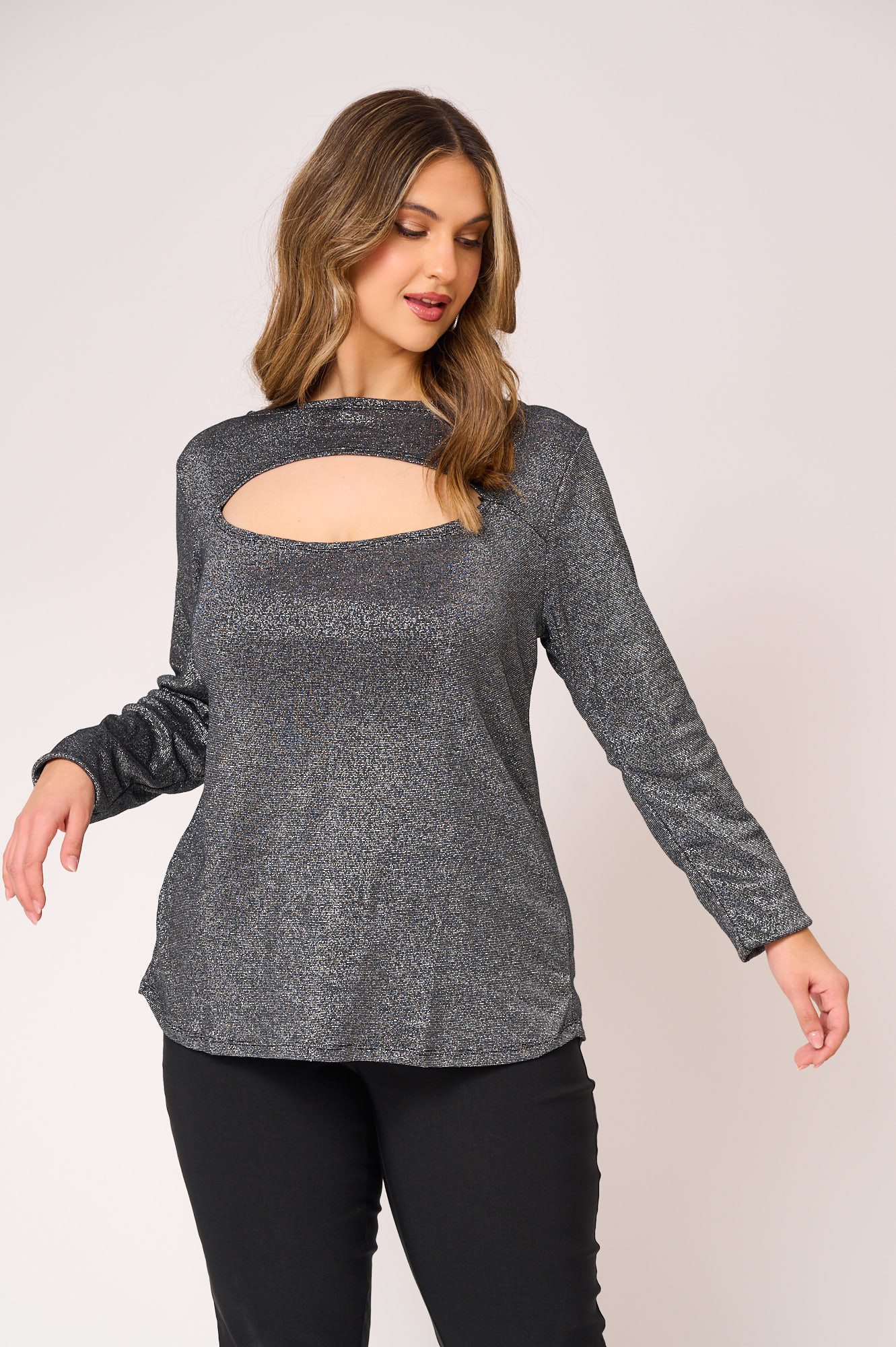 mplouza me anoigma sto stithos lurex mirella