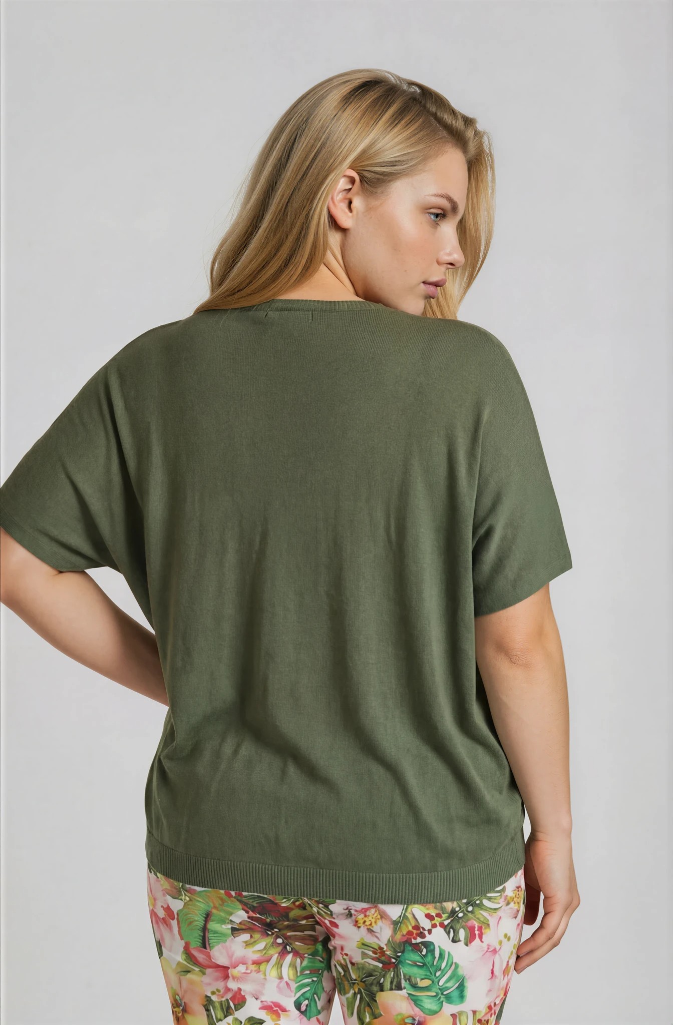 mplouza elastiki plekti v curpo khaki