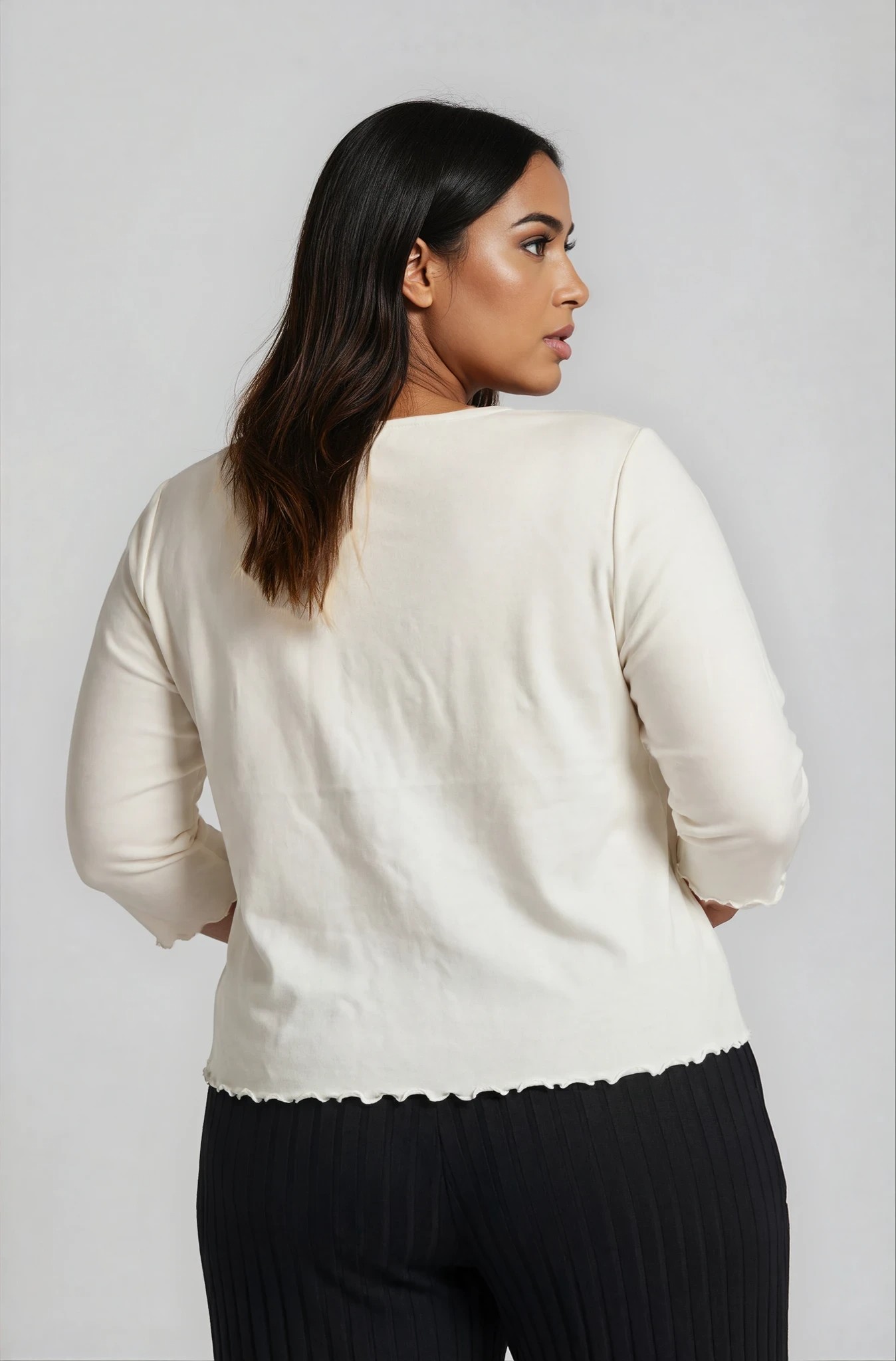 zaketa makry maniki axion